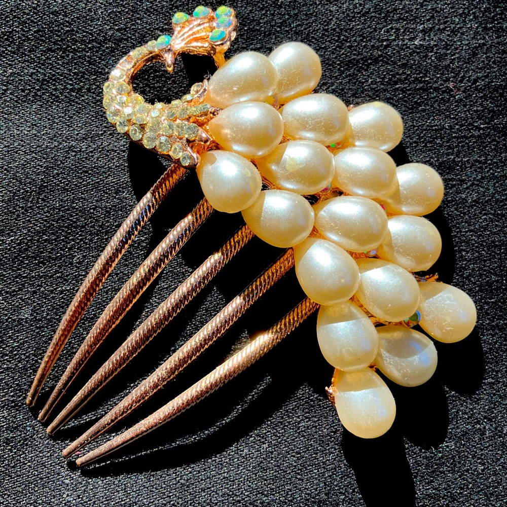 Peacock hair pin with pearls and iridescent rainbow stones